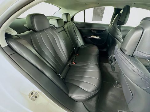 Used 2026 Mercedes-Benz E 350 4MATIC Sedan image 36