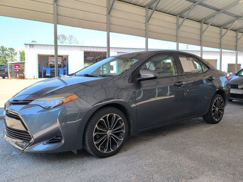 Used 2017 Toyota Corolla L FWD image 17