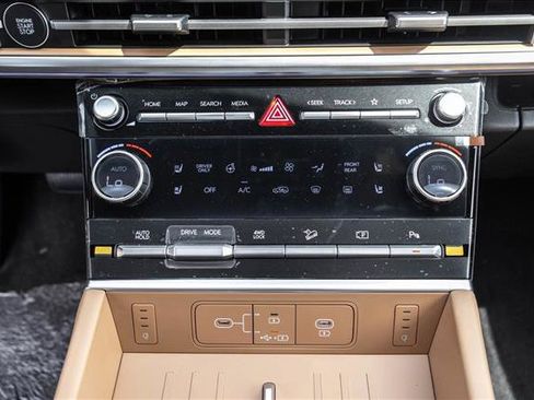 New 2026 Hyundai Santa Fe Calligraphy AWD/4WD image 17