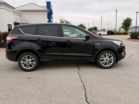 Used 2017 Ford Escape SE AWD/4WD image 8