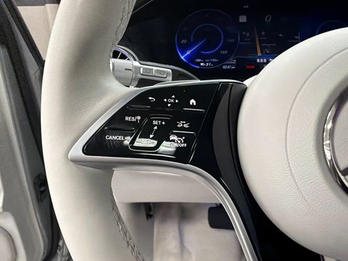 Certified 2023 Mercedes-Benz EQS 580 4MATIC SUV image 30