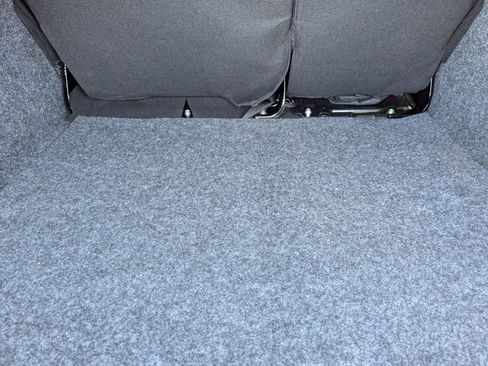 New 2025 Nissan Versa SR w/ Trunk Package image 8