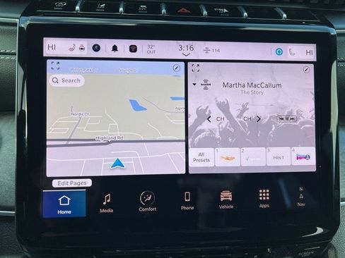 Certified 2025 Jeep Grand Cherokee Limited w/ Black Appearance Package image 28