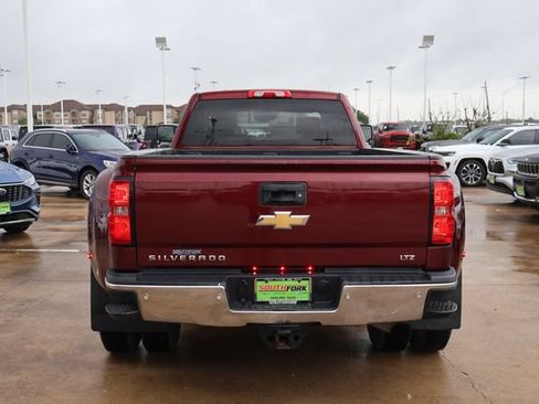 Used 2017 Chevrolet Silverado 3500 LTZ AWD/4WD image 5