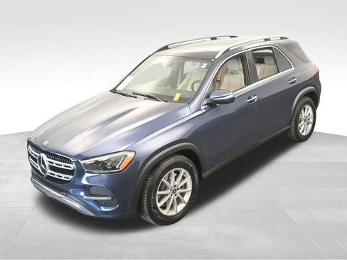 Used 2024 Mercedes-Benz GLE 450e 4MATIC image 65