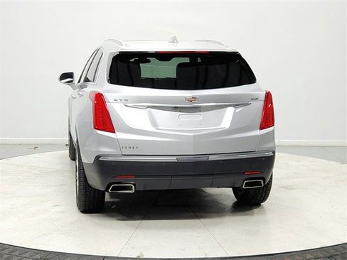 Used 2018 Cadillac XT5 Premium Luxury image 6
