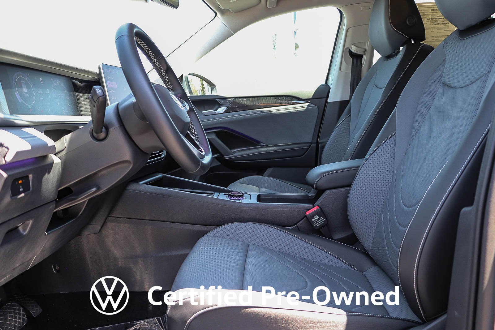 Used 2026 Volkswagen Tiguan SE FWD image 19