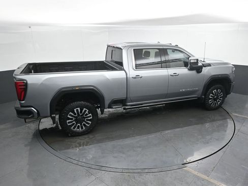 Used 2024 GMC Sierra 3500 Denali Ultimate image 40