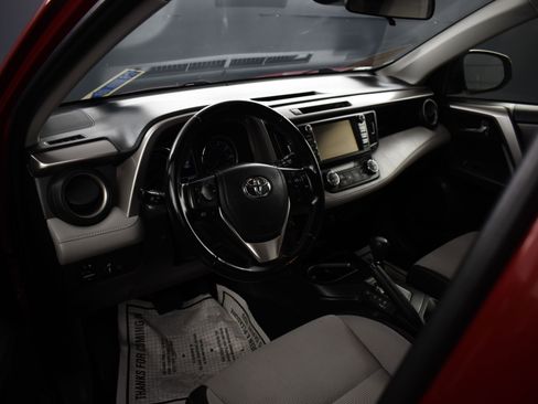 Used 2018 Toyota RAV4 XLE image 24