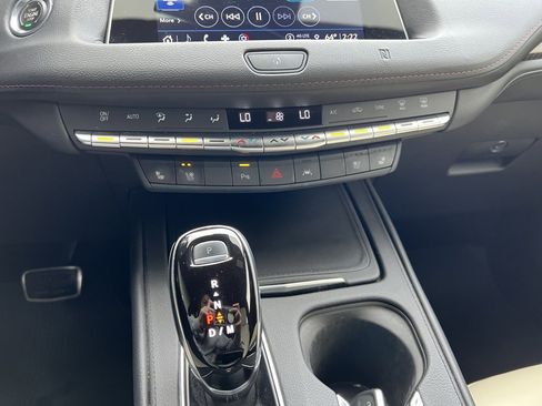 Used 2021 Cadillac XT4 Sport image 15