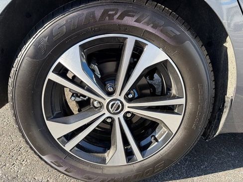 Used 2022 Nissan Sentra SV w/ All-Weather Package image 11