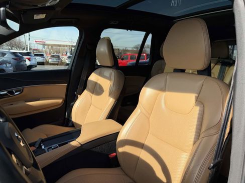 Used 2021 Volvo XC90 T6 Inscription w/ Advanced Package image 34