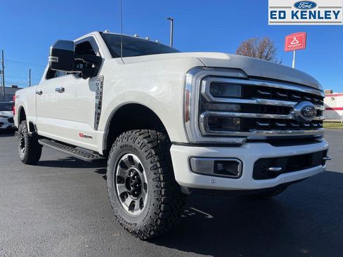 Used 2024 Ford F350 Platinum w/ Tremor Off-Road Package image 31