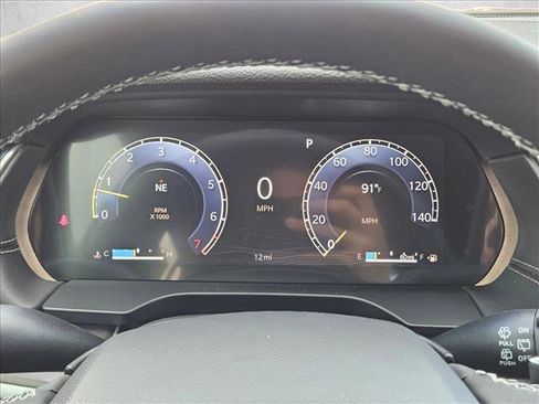 New 2025 Jeep Grand Cherokee Limited image 10