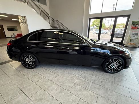 Used 2025 Mercedes-Benz C 300 4MATIC Sedan image 9