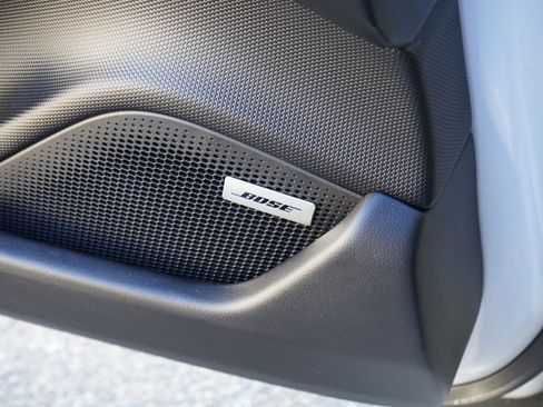 Used 2021 Porsche Taycan 4S image 39