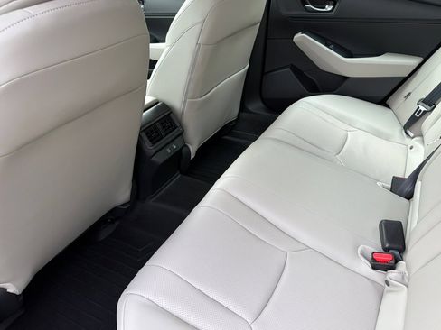 Used 2025 Honda Accord EX-L image 11