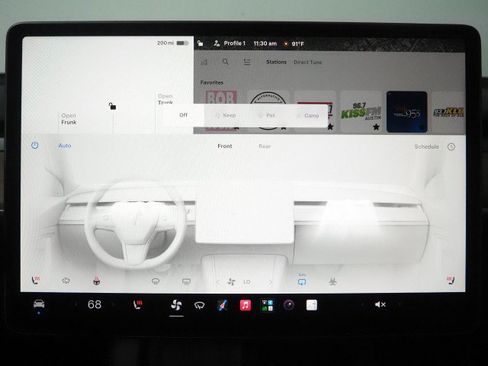 Used 2023 Tesla Model Y Long Range AWD/4WD image 33