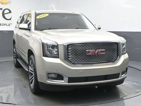Used 2017 GMC Yukon Denali w/ Open Road Package AWD/4WD image 55