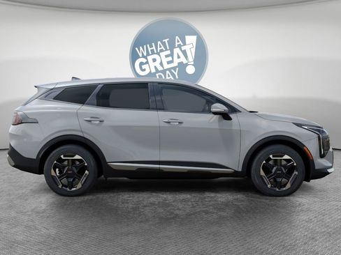 New 2026 Kia Sportage S image 7