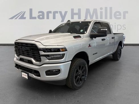 New 2026 RAM 2500 Big Horn AWD/4WD image 1