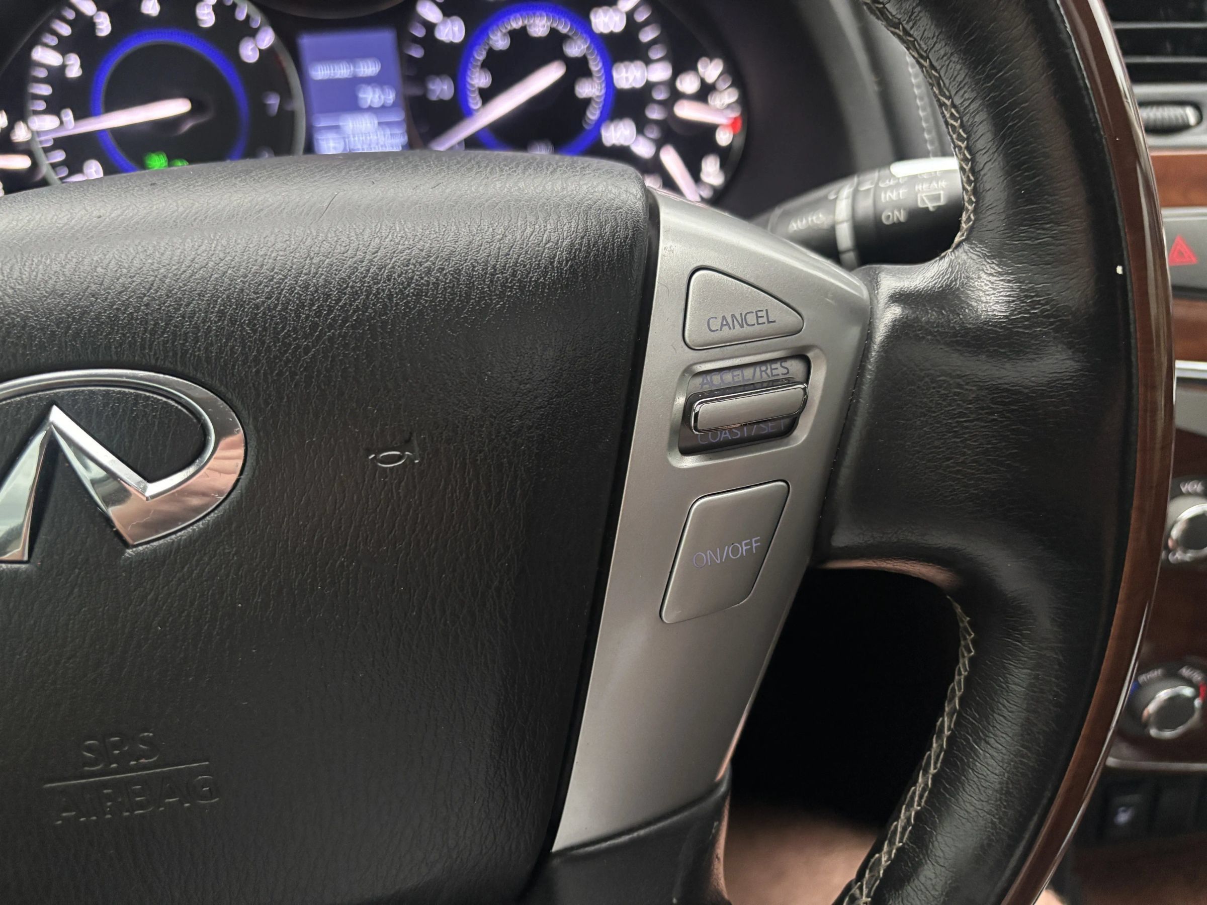 Used 2019 INFINITI QX80 Luxe AWD/4WD image 22