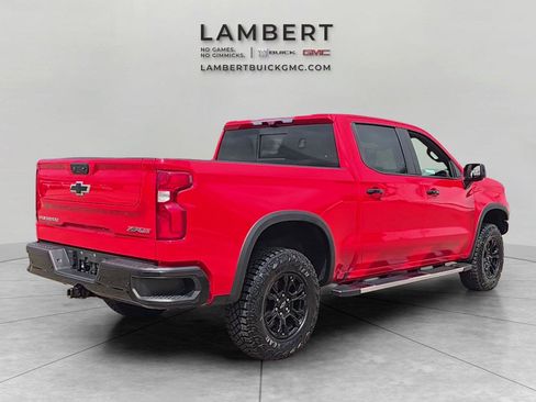 Used 2022 Chevrolet Silverado 1500 ZR2 w/ Technology Package AWD/4WD image 5