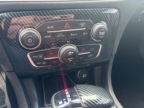 Used 2021 Dodge Charger R/T w/ Blacktop Package image 43