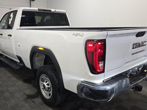Used 2022 GMC Sierra 2500 Pro w/ Convenience Package AWD/4WD image 4