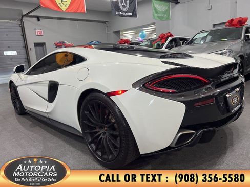 Used 2017 McLaren 570S RWD image 28