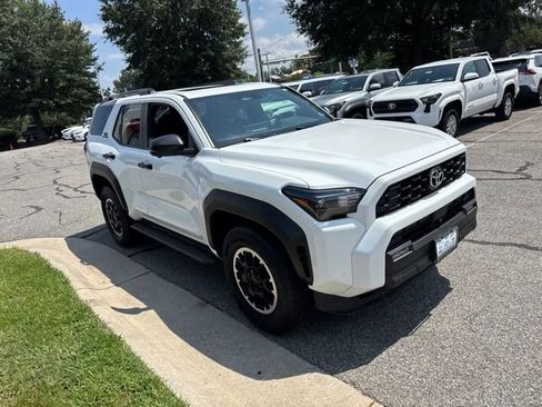 Used 2026 Toyota 4Runner TRD Off-Road Premium AWD/4WD image 5