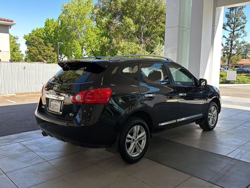 Used 2012 Nissan Rogue SV FWD image 5