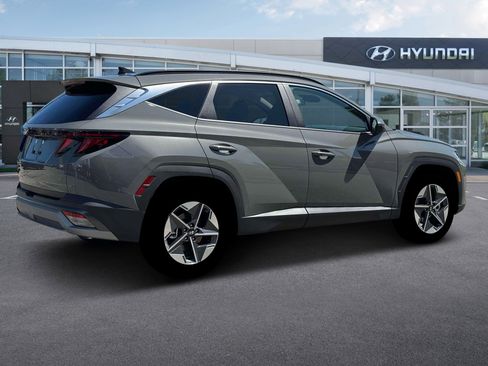 New 2026 Hyundai Tucson SEL image 8