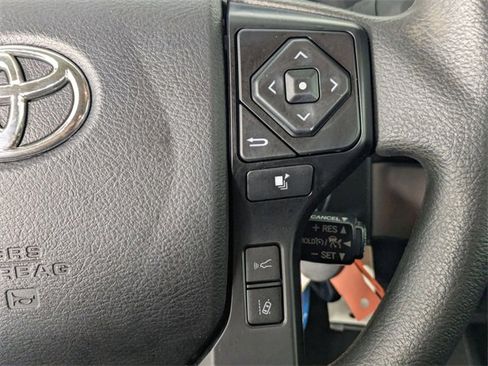 Used 2022 Toyota Tacoma SR image 14