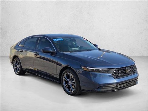 Used 2025 Honda Accord EX-L image 3