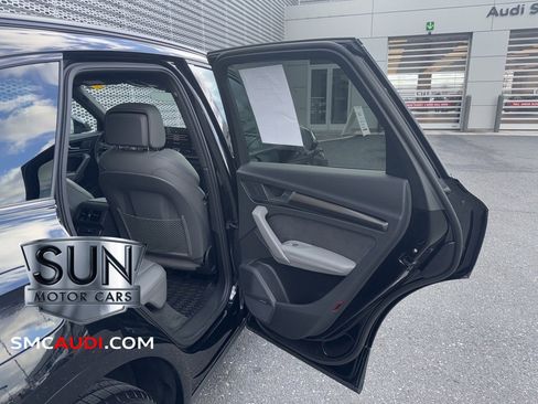 Used 2023 Audi SQ5 Premium Plus w/ Premium Plus Package image 9