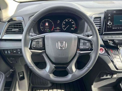 Used 2025 Honda Odyssey Touring image 10