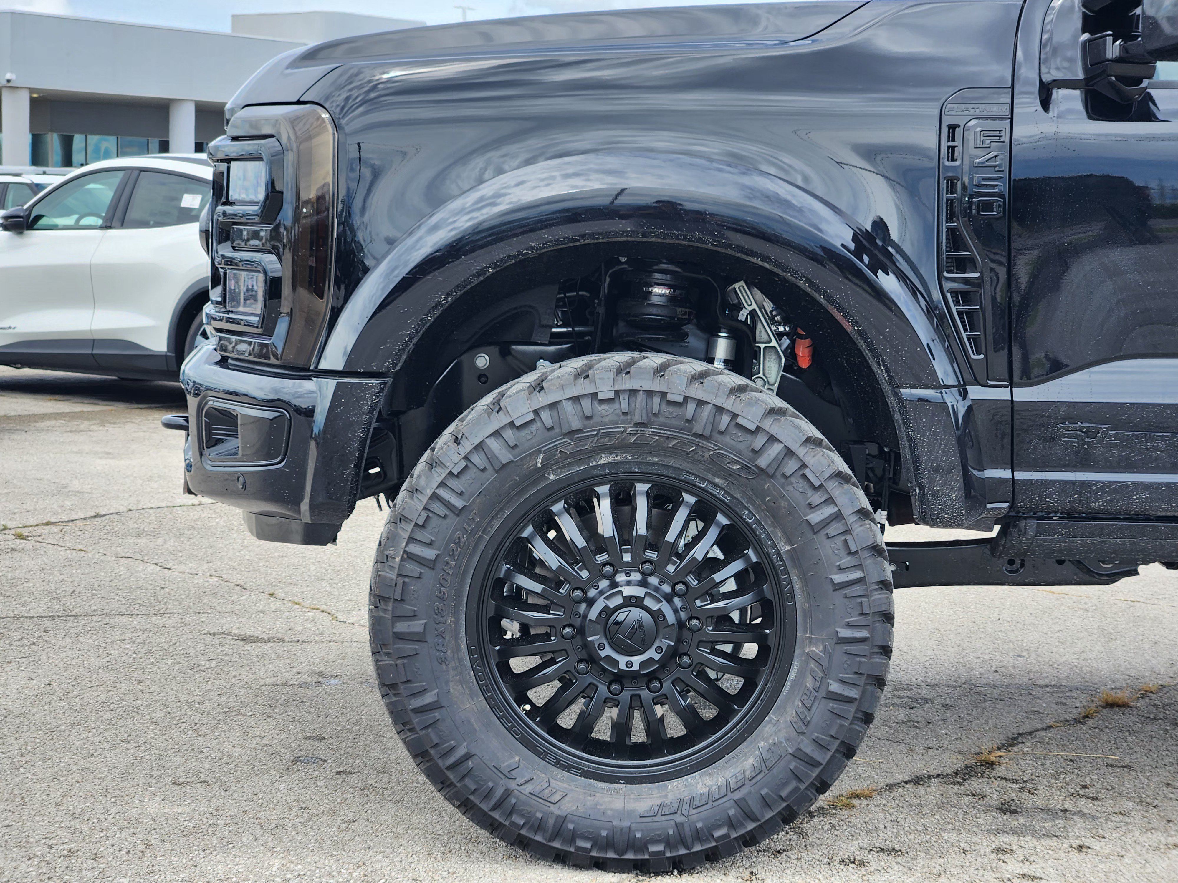 New 2026 Ford F450 Platinum w/ FX4 Off-Road Package AWD/4WD image 9