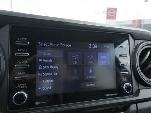 Used 2023 Toyota Tacoma SR AWD/4WD image 28