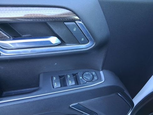 Used 2023 Chevrolet Silverado 1500 RST image 12