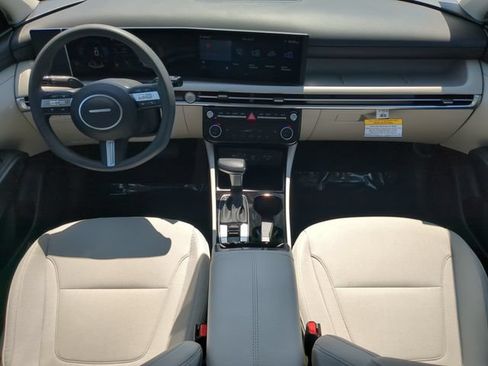 Used 2025 Hyundai Tucson SEL FWD image 15