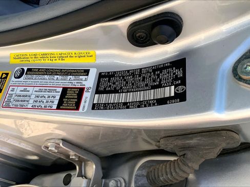 Used 2017 Toyota Camry LE FWD image 32