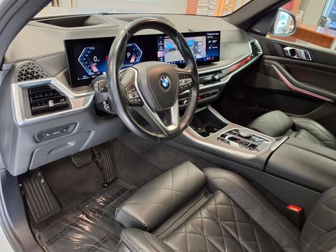 Used 2024 BMW X5 xDrive40i w/ Premium Package AWD/4WD image 19