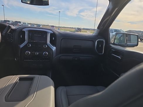 Used 2020 GMC Sierra 1500 SLT image 14