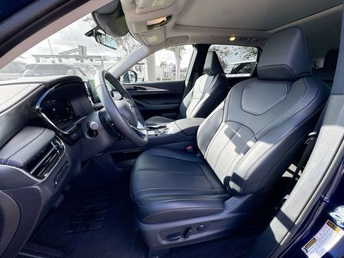 Used 2026 INFINITI QX60 Pure w/ Cargo Package image 23