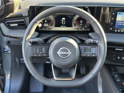 New 2026 Nissan Kicks SR image 18