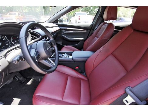 Certified 2025 MAZDA MAZDA3 Carbon AWD/4WD image 13