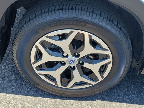 Used 2020 Subaru Forester Premium image 10