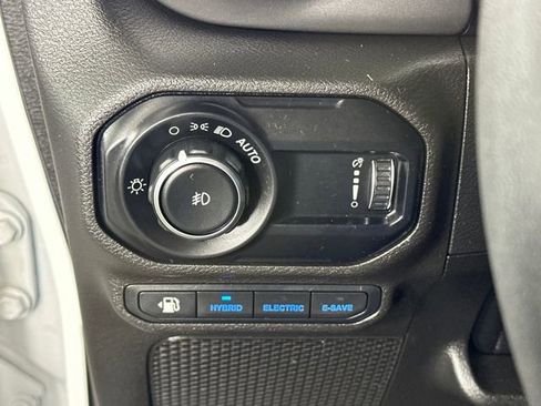 Used 2023 Jeep Wrangler Unlimited w/ 8.4" Radio Group image 19