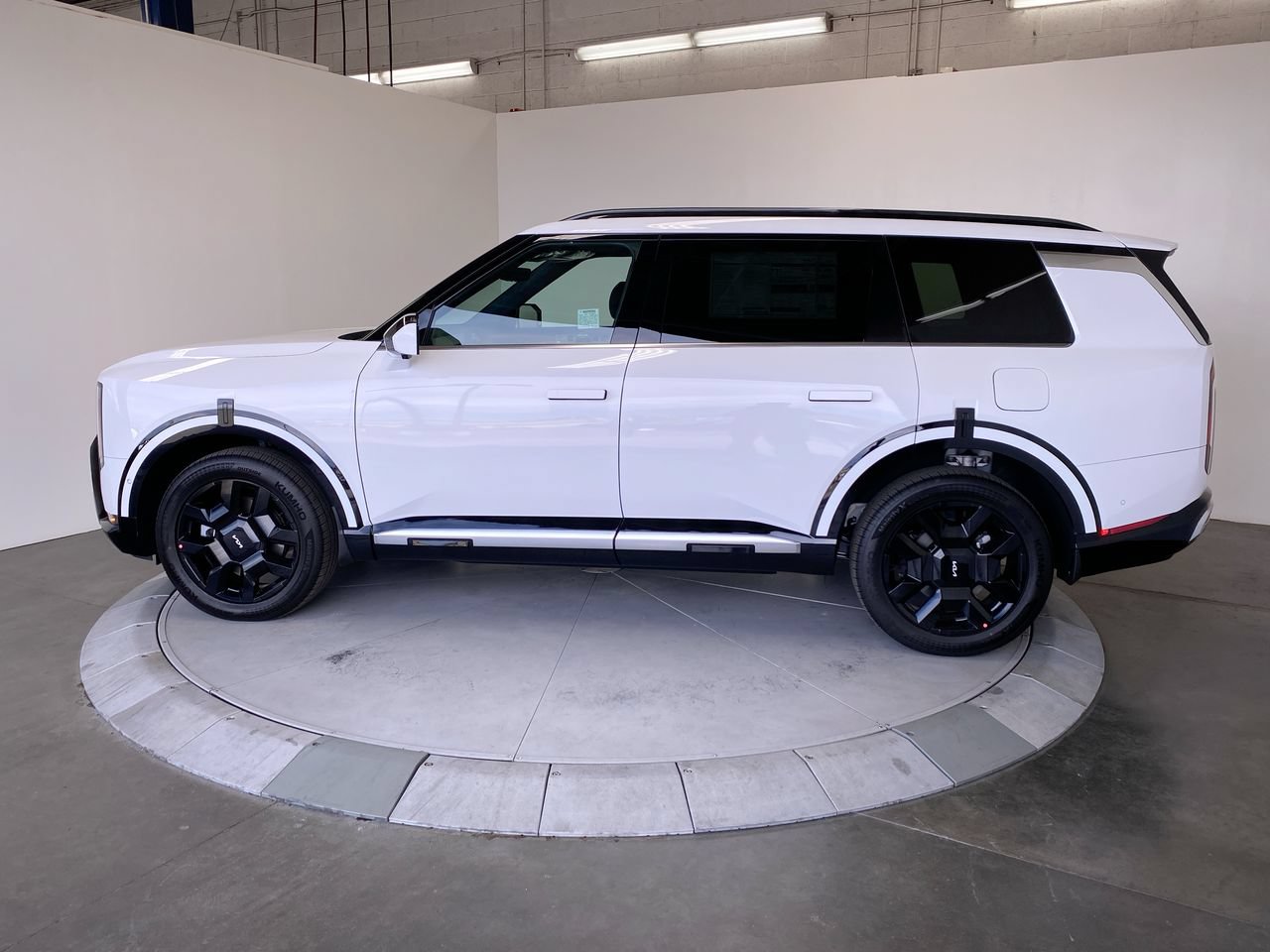 New 2027 Kia Telluride SX Prestige AWD/4WD image 2